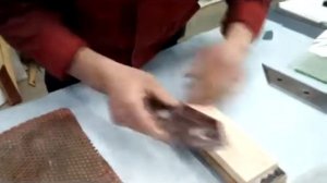 Процесс заточки ножей гильотины