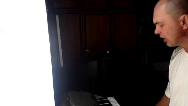 песня:не убегай от меня смотреть онлайн