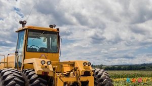 Тракторист: суть профессии, обучение