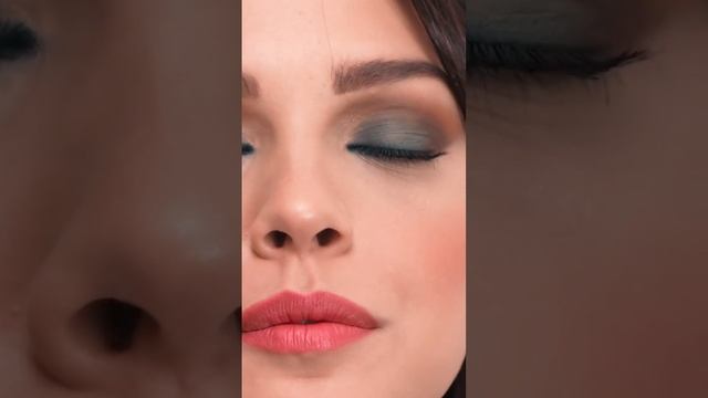 Wycon Cosmetics: IN PALETTE Make-up Looks смотреть онлайн