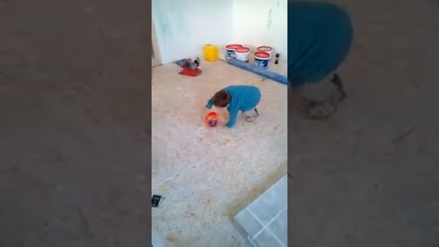 Ребенок делает ремонт смотреть онлайн