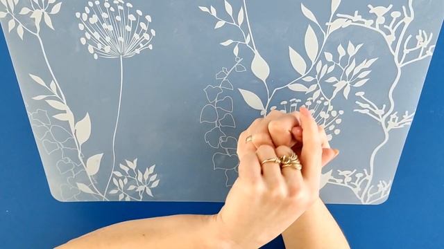 Заняття з малювання "Прикрасимо блюдце (тарілочку)" смотреть онлайн