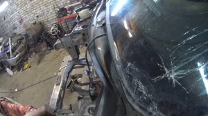 Логан. Замена лонжерона. Поговорим про безопасность.