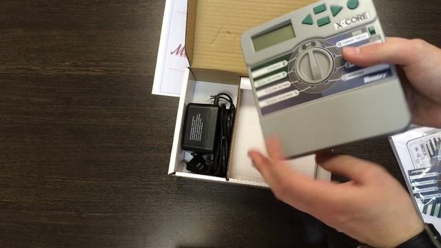 Пульт управления XC-401i-E внутр. Автоматический полив Hunter. смотреть онлайн