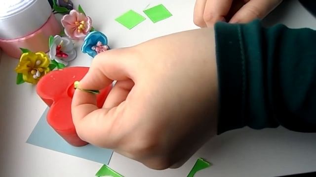 МК Весенний ободок с цветами канзаши\ DIY Spring hair band with flowers kanzashi смотреть онлайн