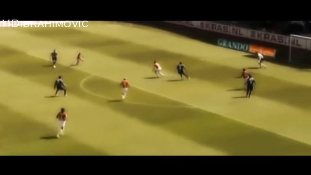 Wesley Sneijder 2012 -Tribute смотреть онлайн