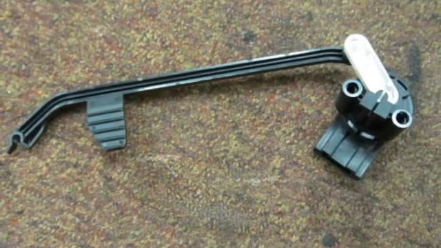 Датчик положения крышки багажника (Потенциометр) Mercedes S class W220 A2208200997, 220820099 смотреть онлайн