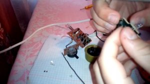 Как поменять светодиод на мышке ради эксперимента меняю на ик.