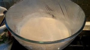 Пирожки с творогом и изюмом из дрожжевого теста