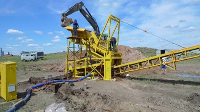 Скважинная гидродобыча россыпного золота в Монголии