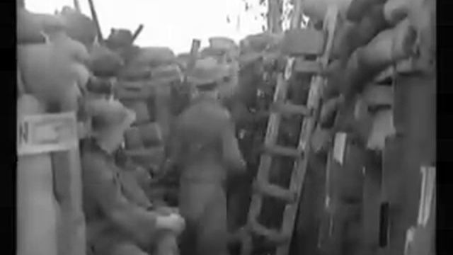 Charlie Chaplin - Shoulder Arms (1918) - Shooting scene смотреть онлайн