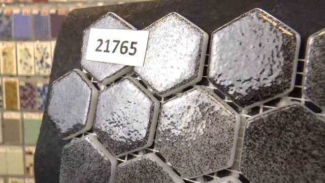 Стеклянная черная шестиугольная мозаика смотреть онлайн