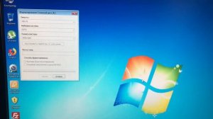 Флешка не форматируется