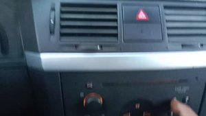 how to enter the radio (safe) code on Opel Meriva