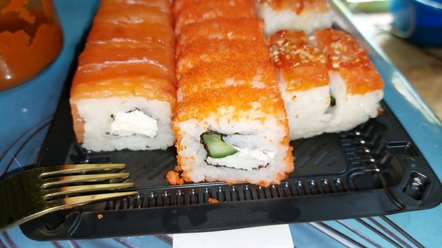 Роллы от суши маркет