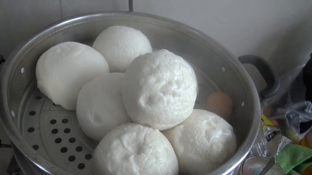 帮姥姥收完萝卜，孙女准备食材，炖一锅鹅肉，这饭也太好吃了吧 | Come to grandma's house and cook goose stew in iron pot смотреть онлайн