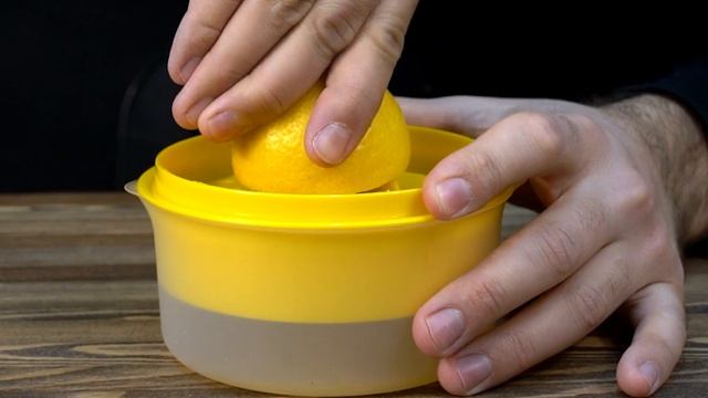 Соковыжималка и яйцеотделитель /Пресс для цитрусовых/Ручная соковыжималка для апельсинов, лимонов