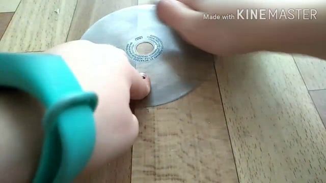 МК НА ДЕКОРАТИВНЫЙ ДИСК?КАК СДЕЛАТЬ ДИСК ДЛЯ УКРАШЕНИЯ КОМНАТЫ?!?!???? смотреть онлайн