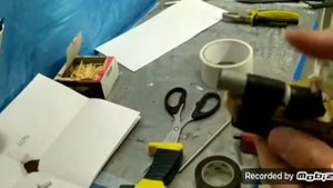 Как сделать пистолет своими руками и обойму для пистолета(2)