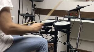 Drumkit Roland td 4 KX