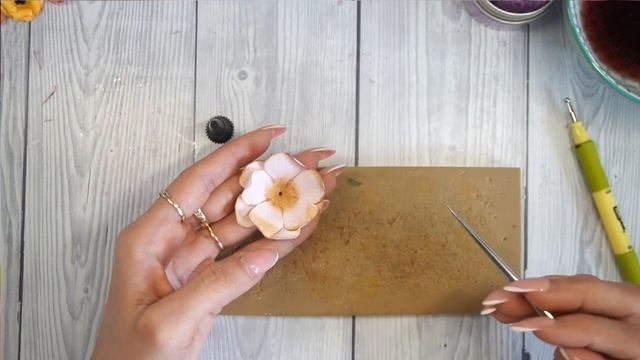 Paper flowers tutorial | paperikukka ohje ( In Finnish) смотреть онлайн