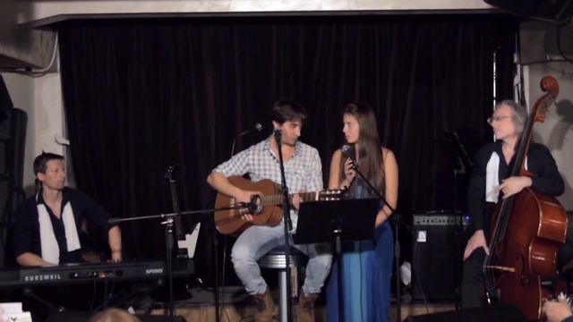 "Звездный кафе-шантан"-4 - Поют М.Каджаева и М.Могилев - "Le café-chantant de Moscou"-4 смотреть онлайн