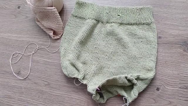 Берет с косами. Шорты из льна. Наиграла шапку вместо капора. Будущие проекты. Июнь 2023 смотреть онлайн