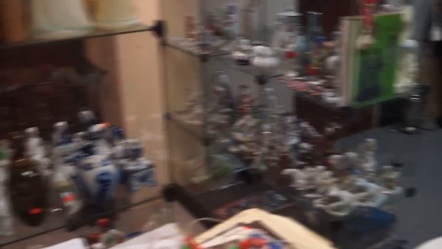 Антикварный магазин Екатеринбурга Ретро 3.  Обзор