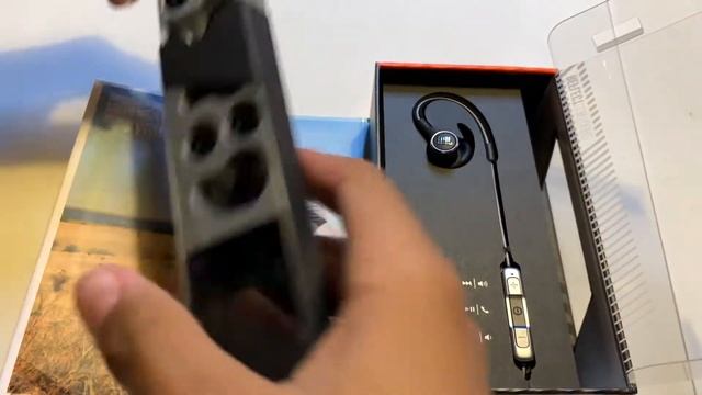 JBL Contour 2 Unboxing смотреть онлайн
