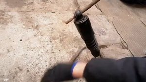 Как разобрать амортизатор на мотоцикле УРАЛ.