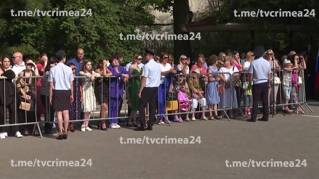 В Симферополе вручили дипломы выпускникам Крымского филиала Краснодарского университета МВД России