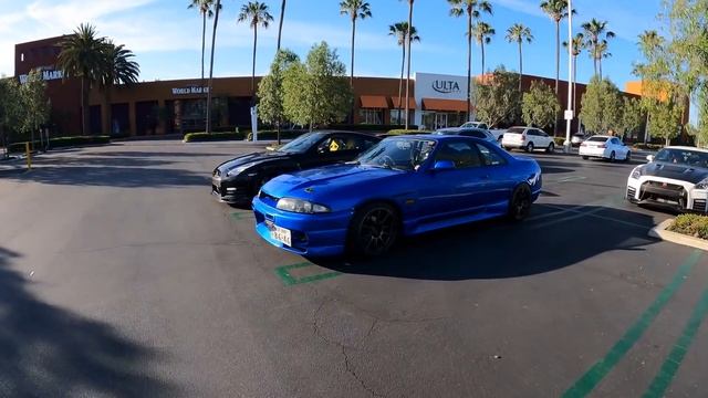 40+ Nissan GTR's Crash a SoCal Cars and Coffee! (R35, R34, R33, R32) смотреть онлайн
