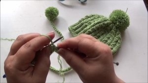 Вяжем спицами - шапочка с ушками. Часть 1/ Knitting hat with ears