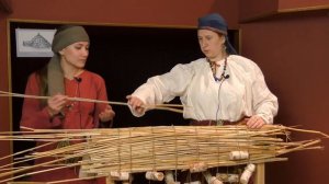 Плетение циновки из тростника