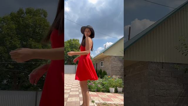 Платье льняное с открытой спинкойSize: s(42) m (44)2300₽ смотреть онлайн