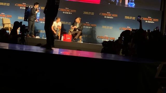 Tom Holland & Jake Gyllenhaal @ Korea 2019 смотреть онлайн