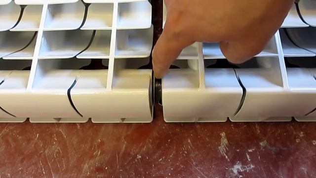 Старая прокладка между секциями раскрошилась смотреть онлайн