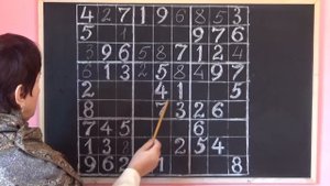 СУДОКУ. Как решать СУДОКУ 9x9 (легкий уровень)? | ЗАНИМАТЕЛЬНАЯ МАТЕМАТИКА