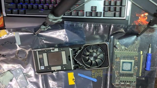 Замена термоинтерфейса на NVIDIA GeForce RTX 3080 Founders Edition смотреть онлайн