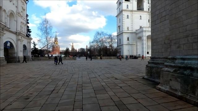 Москва. Прогулка по территории Кремля (Moscow Kremlin) 21.02.2020