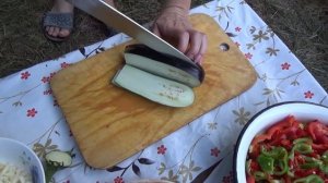 ОСТРЫЕ БАКЛАЖАНЫ С ОВОЩАМИ В КАЗАНЕ НА КОСТРЕ(рецепт)