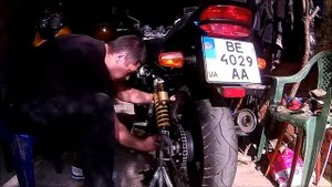 Чистка цепи и смазка-паста Motul C5.