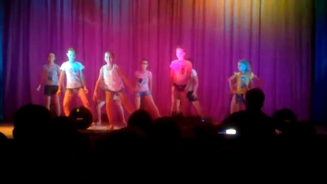 Танец под песню мы к вам приехали на час смотреть онлайн