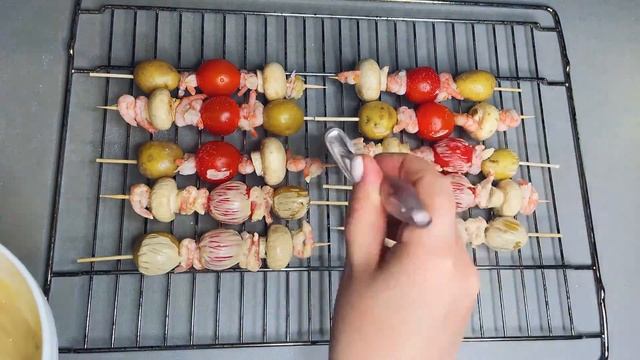 ШАШЛЫК ИЗ КРЕВЕТОК. ШАШЛЫК ДОМА В ДУХОВКЕ. КРЕВЕТКИ НА ШПАЖКАХ.
