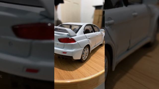 Playing with 2008 Mitsubishi Lancer Evolution X from Kinsmart Diecast #DiecastCollection | Car Mani