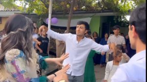 Срочно Дар Туй Шох Ганчинабону ва Тарона Шох зан гирифт срочно