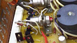 В ЭТОМ СТАРОМ ПРИБОРЕ ЕСТЬ ДРАГОЦЕННЫЕ МЕТАЛЛЫ В РАДИОДЕТАЛЯХ