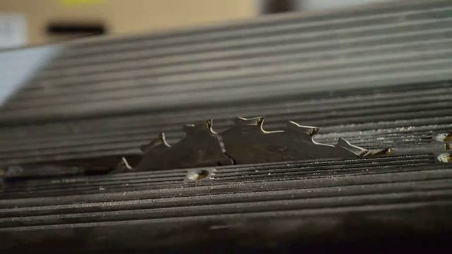 ОНЛАЙНТРЕЙД.РУ Пила торцовочная комбинированная ИНТЕРСКОЛ ПТК-216/1100 смотреть онлайн