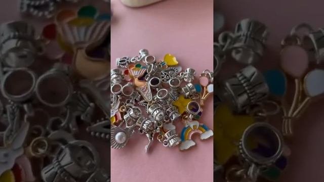 набор для творчества и создания браслетов в шкатулке детская бижутерия подарок для девочки Радуга