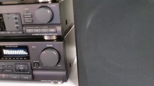 Приобрёр Музыкальный центр Sony LBT-D509CD!!! это просто шикордос!!!